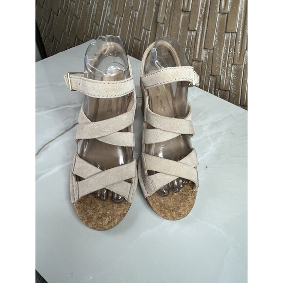 Clarks Spiced Ava Block Mid Heels Tan Suede Leather Sandal Sz 8 - Picture 4 of 11